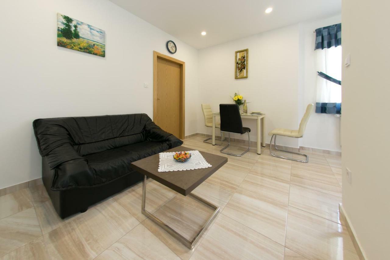 Lorena Otocac Exterior photo